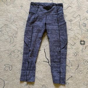 Lululemon cropped leggings
